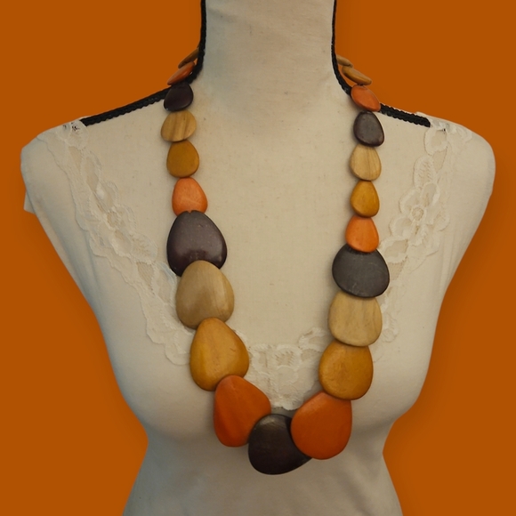 Vintage Jewelry - Vintage Tagua Nut Geometric Mod Statement Necklace